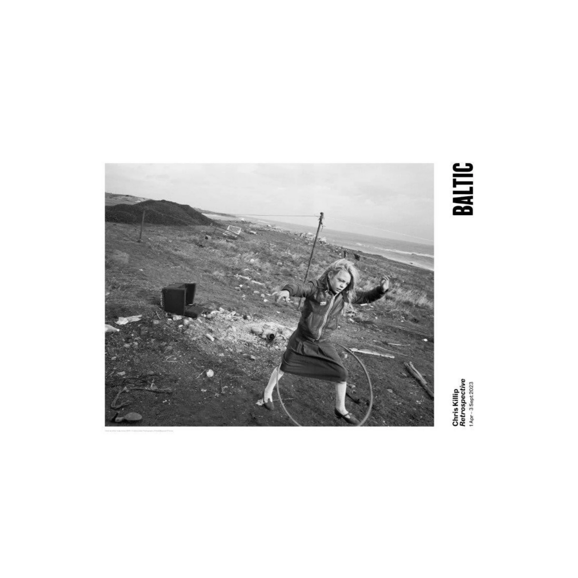 アートポスター　NICK ORSBORN 「HULA-HOOP 」 Helen and Her Hula-Hoop Poster – Baltic Shop