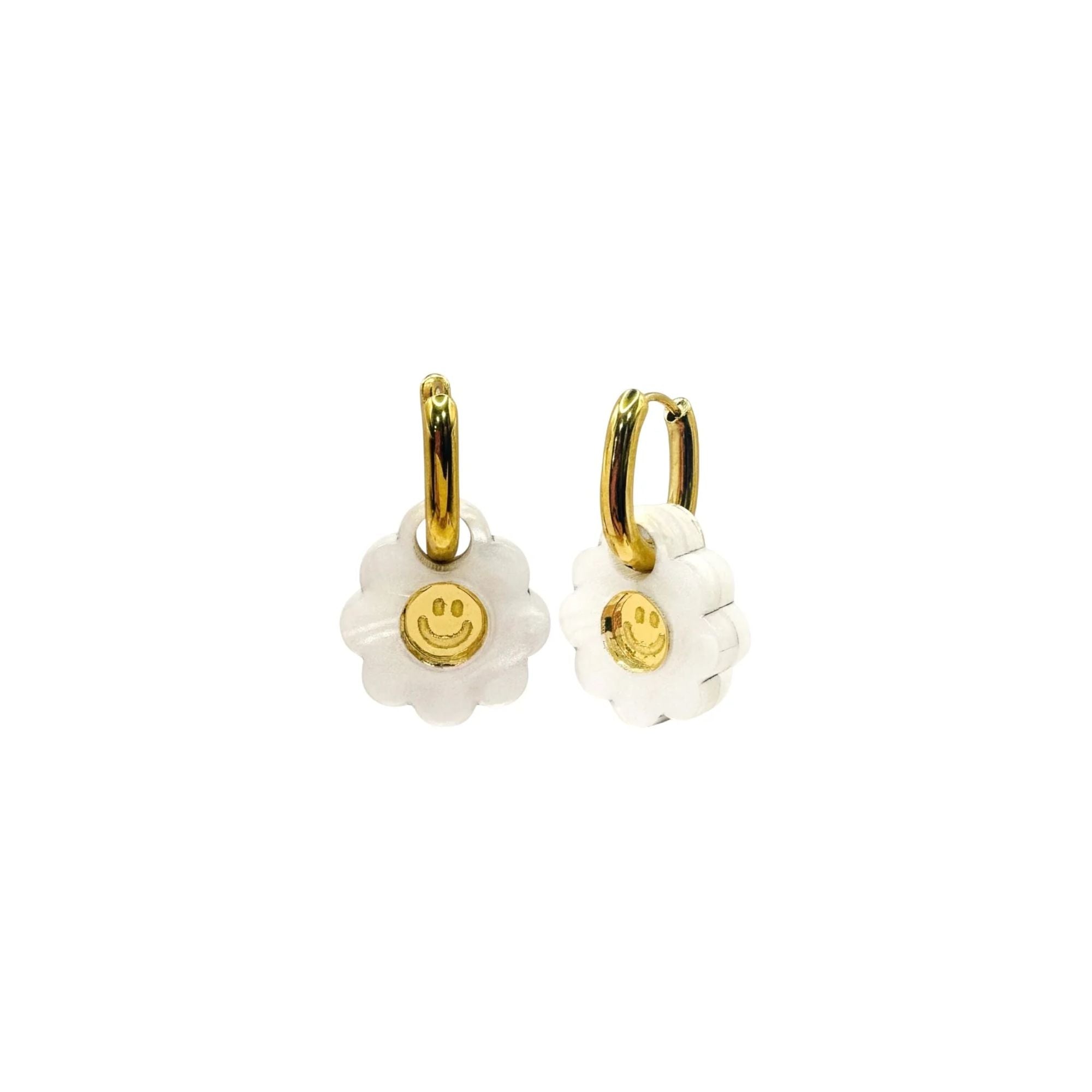 Weezy Pop White Daisy Smiley Earrings